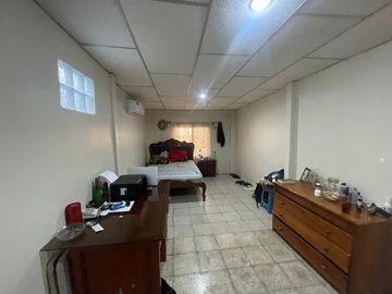 CIUDADELA GUAYACANE3S VENDO PRECIOSA VILLA UNA PLANTA, TRES DORMITORIOS, EXCELENTES ACABADOS, OPORTUNIDAD