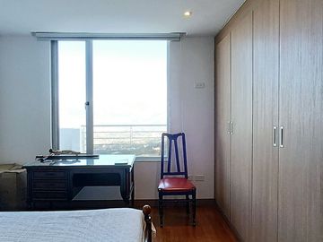 DEPARTAMENTO DE  VENTA EN MONTESERRIN