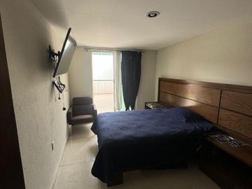 Amplia casa en venta en Hacienda Los Naranjos