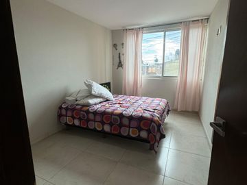 Amplia casa en venta en Hacienda Los Naranjos
