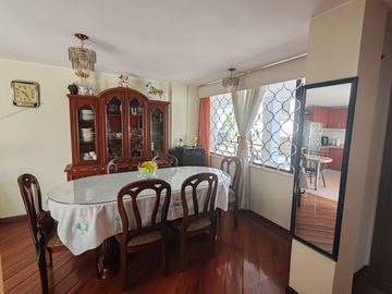 CASA EN VENTA SECTOR CARCELEN ALTO, DENTRO DE CONJUNTO PRIVADO