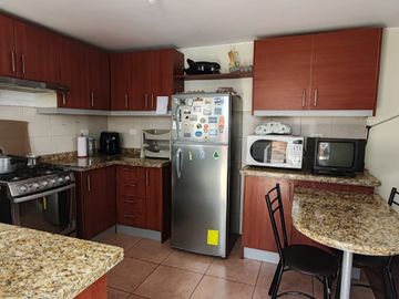 CASA EN VENTA SECTOR CARCELEN ALTO, DENTRO DE CONJUNTO PRIVADO