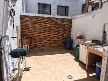 CASA EN VENTA SECTOR CARCELEN ALTO, DENTRO DE CONJUNTO PRIVADO