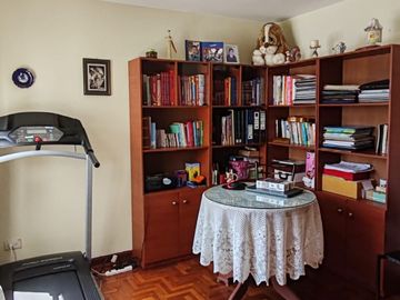 CASA EN VENTA SECTOR CARCELEN ALTO, DENTRO DE CONJUNTO PRIVADO
