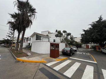 Vendo Hermosa Casa Remodelada - San Borja