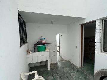 Vendo Hermosa Casa Remodelada - San Borja