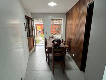 Vendo Hermosa Casa Remodelada - San Borja
