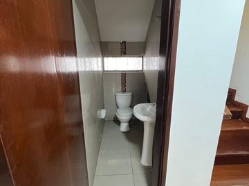 Vendo Hermosa Casa Remodelada - San Borja