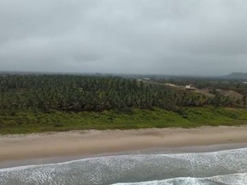 terreno de venta en puerto cayo frente al mar