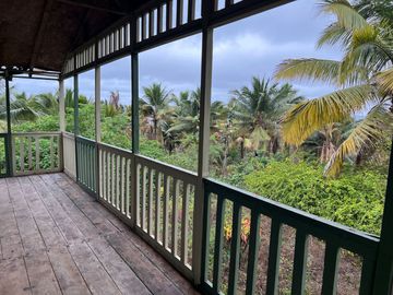 terreno de venta en puerto cayo frente al mar