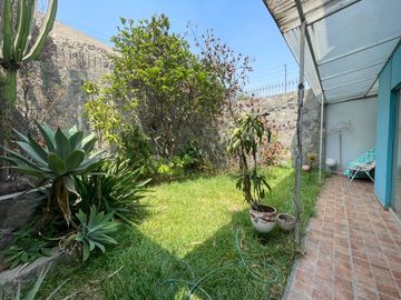 Se Vende Casa Super Amplia Y Moderna En La Molina