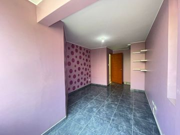 Se Vende Casa Super Amplia Y Moderna En La Molina