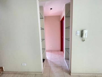 Se Vende Casa Super Amplia Y Moderna En La Molina