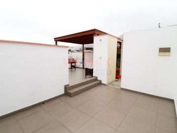 Se Vende Casa En La Molina A Unos Pasos De La Universidad Usil Y San Martin