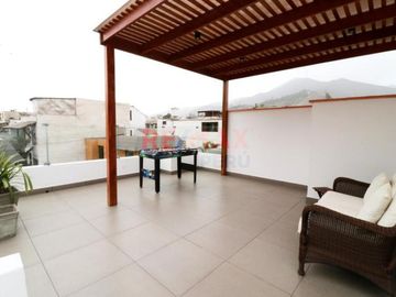 Se Vende Casa En La Molina A Unos Pasos De La Universidad Usil Y San Martin