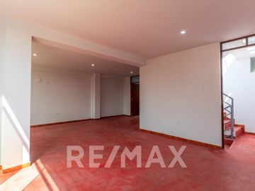 Alquiler Casa En Estreno 240m2 En San Martin De Porres