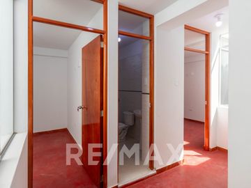 Alquiler Casa En Estreno 240m2 En San Martin De Porres