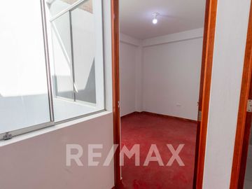 Alquiler Casa En Estreno 240m2 En San Martin De Porres