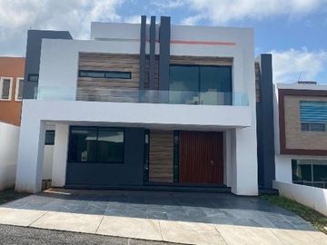 CASA EN VENTA MORELIA MICHOACAN