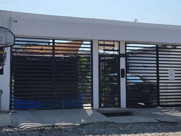 CASA EN VENTA - COLONIA CAMPESTRE MURUA