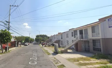 REMATE BANCARIO Calle Zacapoaxtlas 71, Geoplazas, Querétaro
