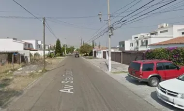 REMATE BANCARIO Avenida Santa Catarina, Villas Del Mesón, Querétaro