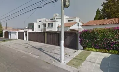 REMATE BANCARIO Avenida Santa Catarina, Villas Del Mesón, Querétaro