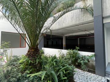 Vendo Casa Cumbaya - Sector Lumbisi - Home Realtors By Monica Miranda