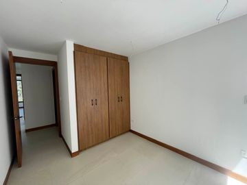 Vendo Casa Cumbaya - Sector Lumbisi - Home Realtors By Monica Miranda