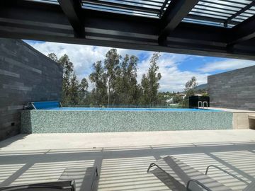 Vendo Casa Cumbaya - Sector Lumbisi - Home Realtors By Monica Miranda