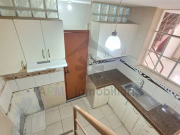 REMATE DE CASA EN EL CENTRO DE CHICLAYO