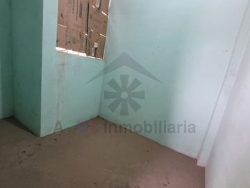 REMATE DE CASA EN EL CENTRO DE CHICLAYO