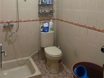 Rumah Bersih terawat tanah 400 m2 di Pesanggrahan, Jakarta Selatan siap pakai