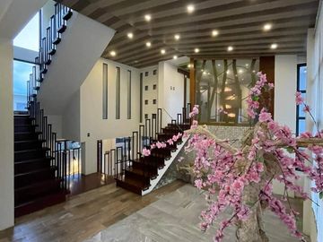 3-STOREY HOUSE WITH MINI POND FOR SALE LOCATED AT SAN FERNANDO CITY NEAR VISTA MALL, PAMPANGA