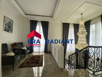 Rumah Hoek Baru Modern Classic di Kebayoran View, Akses Mudah ke Segala Fasilitas Bintaro Jaya