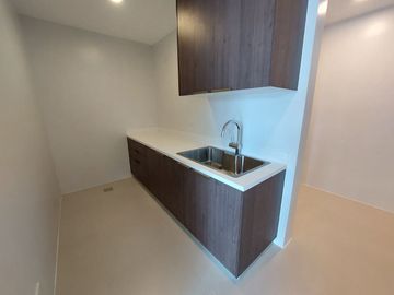 PIO - FOR SALE: 3 Bedroom at the Grand Hyatt Residences, Taguig