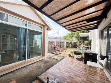For sale: 2-storey twin house, Life Garden Home project (Rong Po), Bang Lamung, Chonburi
