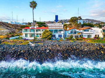 Casa Frente al mar con piscina y sauna en Playas Cibola del Mar, Ensenada