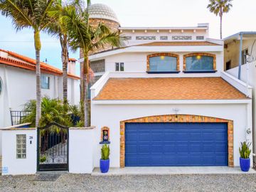 Casa Frente al mar con piscina y sauna en Playas Cibola del Mar, Ensenada