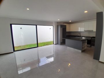 CASA EN VENTA LOMAS DE ANGELOPOLIS SAN ANDRES CHOLULA PUEBLA