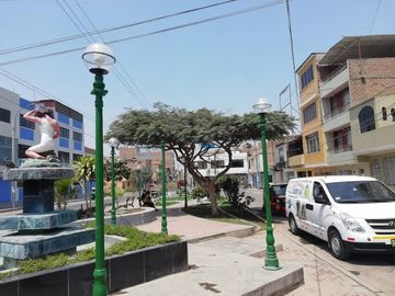 Alquiler Local Comercial 150m2 a espalda de Plaza Mayor de Puente Piedra