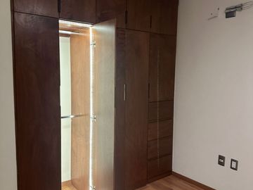 VENTA DE DEPARTAMENTO  DE A3 HABITACIONES CON AMENIDADES Y SEGURIDAD