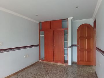 CASA EN ARRIENDO UBICADA EN CORALES