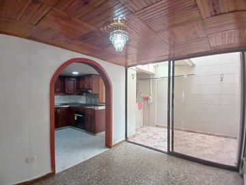 CASA EN ARRIENDO UBICADA EN CORALES