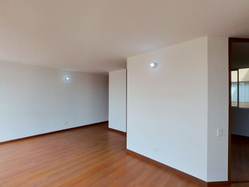 SE VENDE ESPECTACULAR APARTAMENTO MADRID HACIENDA CASA BLANCA BALSILLAS
