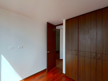 SE VENDE ESPECTACULAR APARTAMENTO MADRID HACIENDA CASA BLANCA BALSILLAS
