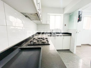 Lindo departamento en Venta en Meliton Porras - Miraflores