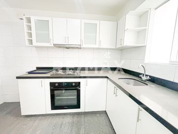 Lindo departamento en Venta en Meliton Porras - Miraflores