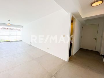 Lindo departamento en Venta en Meliton Porras - Miraflores
