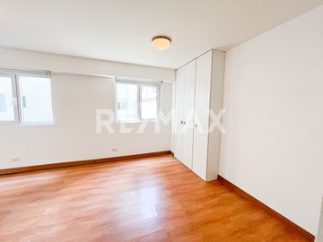 Lindo departamento en Venta en Meliton Porras - Miraflores
